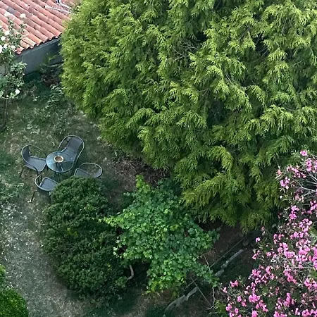 Appartement Castropola Views With Private Parking