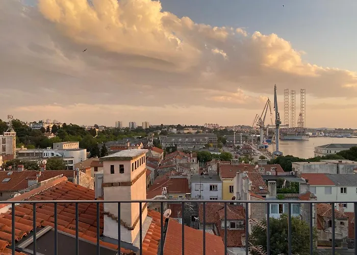 Apartament Castropola Views With Private Parking Pula