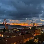 Appartement Castropola Views With Private Parking