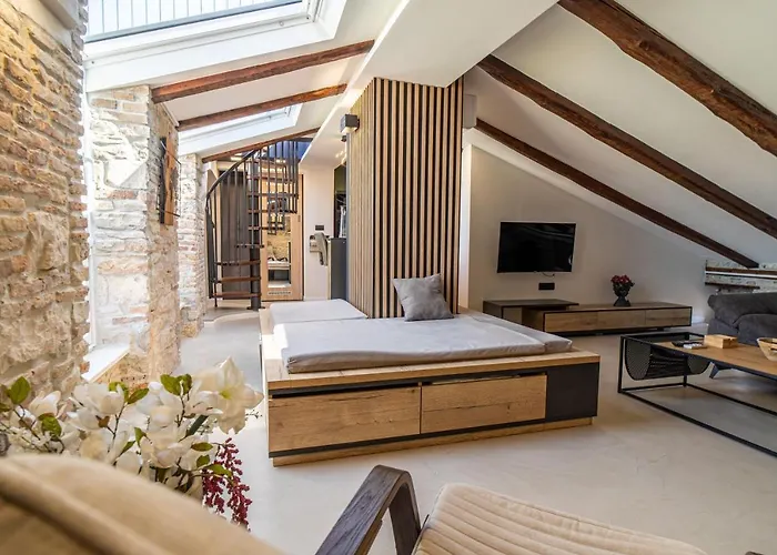 Apartman Castropola Views With Private Parking