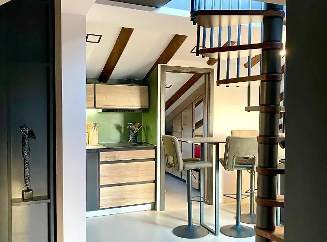 Appartement Castropola Views With Private Parking